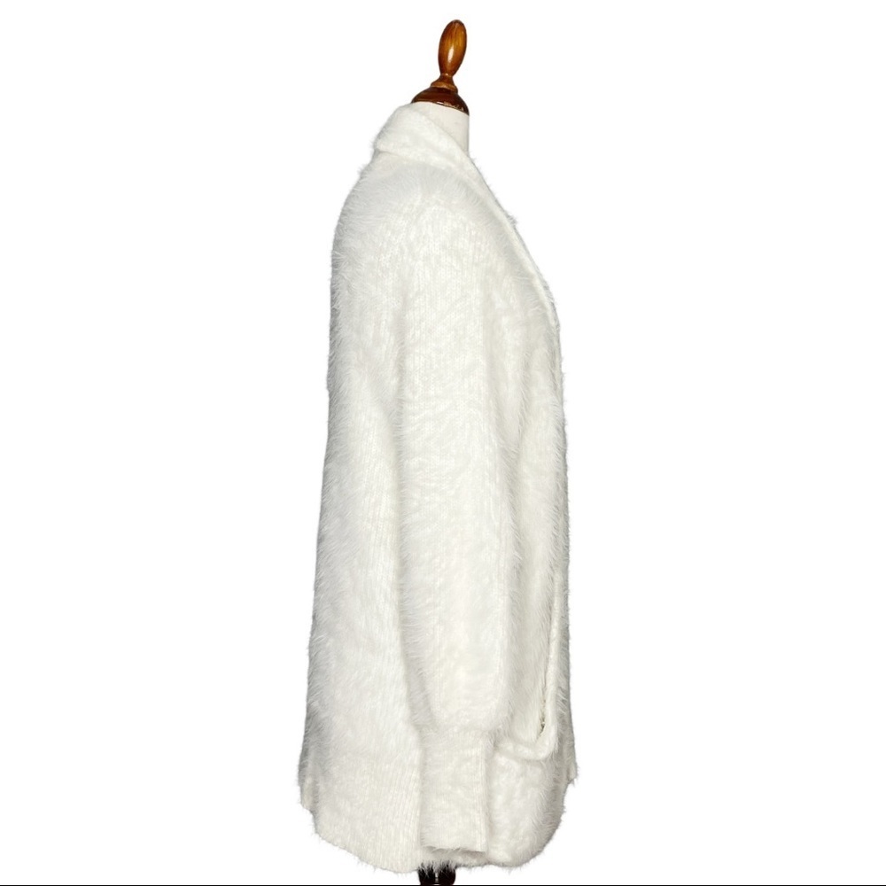 Anthropologie White Pocketed Eyelash Fuzzy Cozy Open Front Cardigan Size Small - Picture 7 of 14